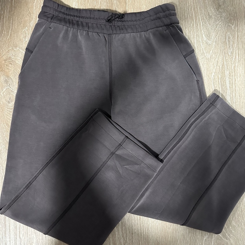 Brand New Lululemon Cropped Soft-stream Pants